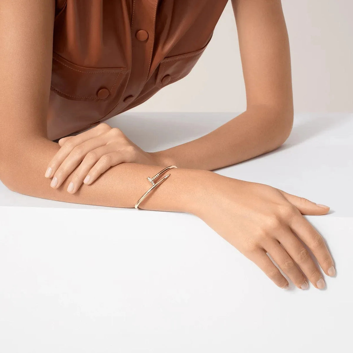 Nail Bracelet With CZ Diamond L179291