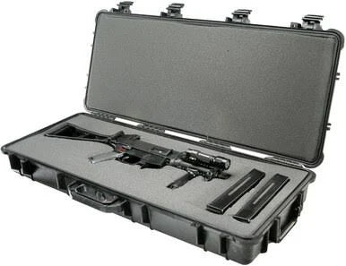 Pelican 1700 Long Case S555