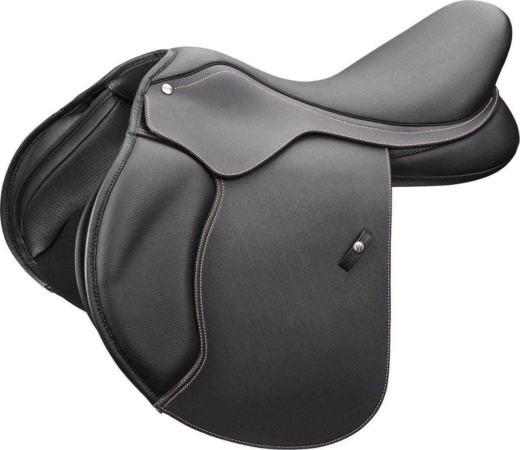 Black 16.5 Jump Saddle Q824