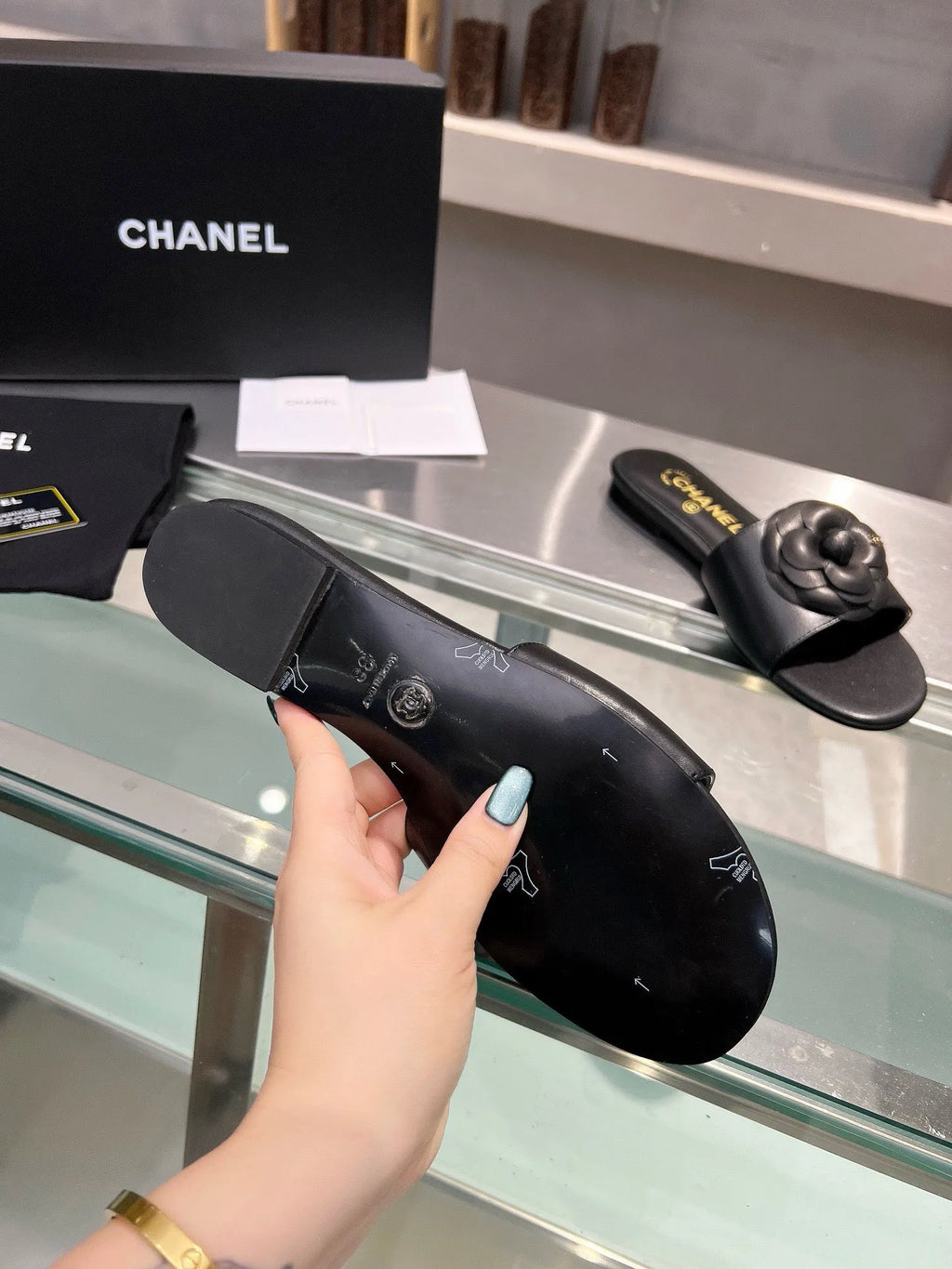 Women Slippers J6628
