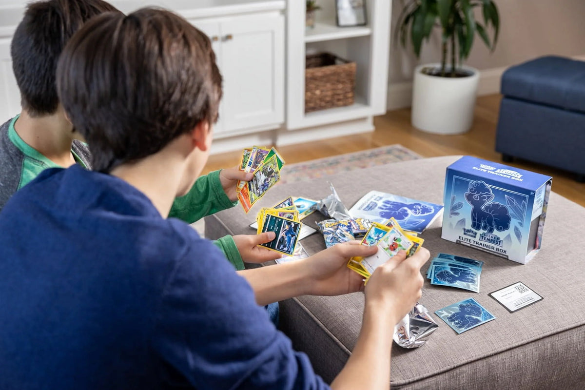 Pokémon Trading Card Games Elite Trainer Box Z114927