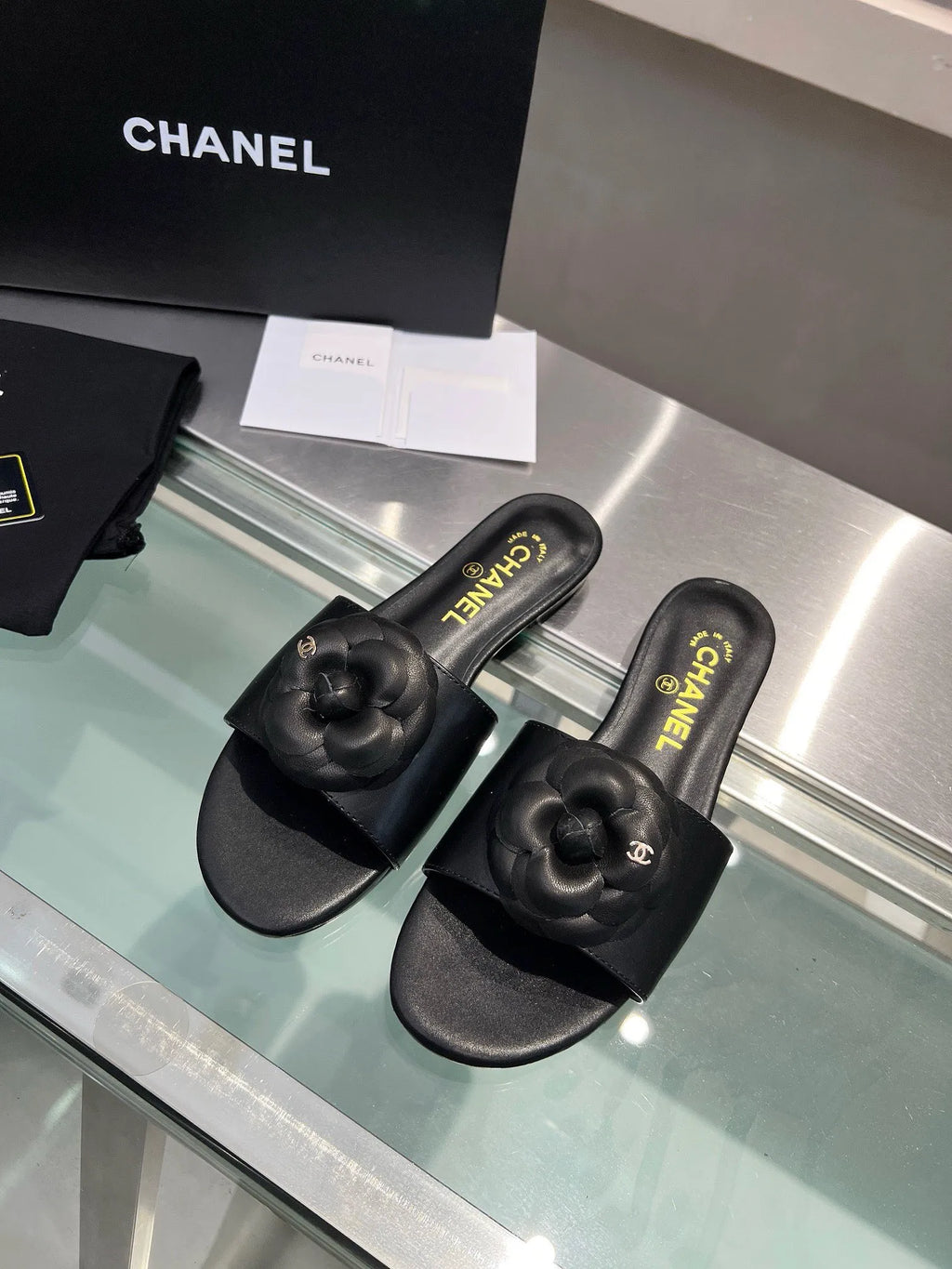 Women Slippers J6628