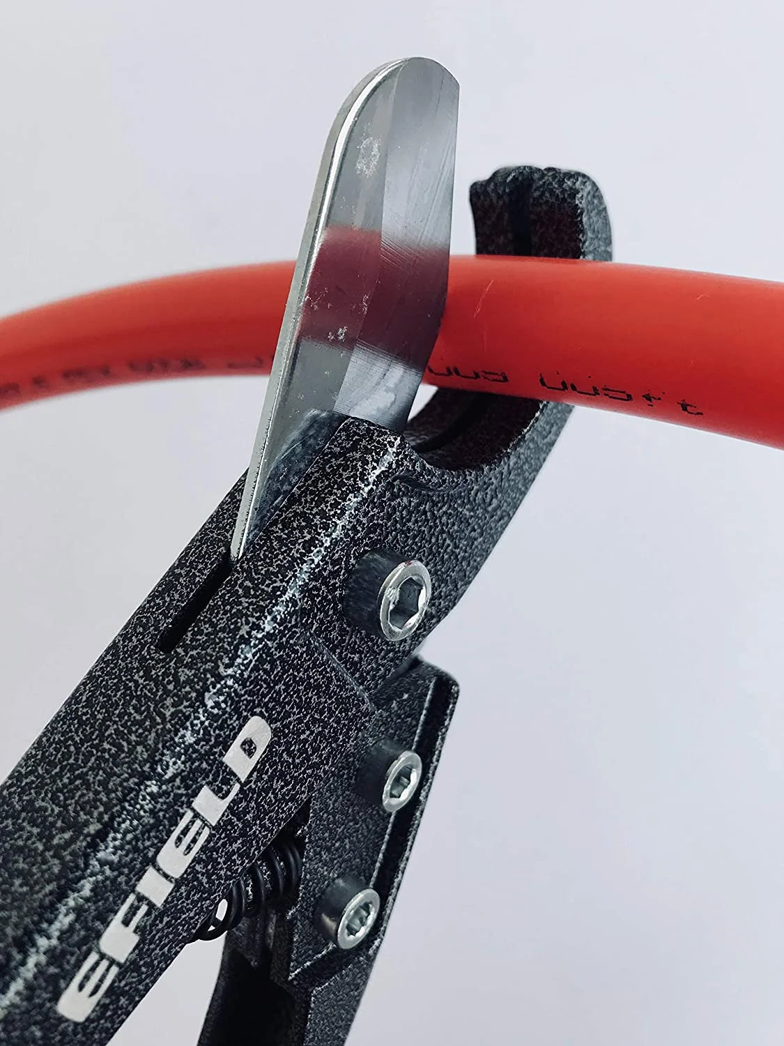 Red 1/2 Inch 200 Ft Pex-b Pipe with Pipe Cutter Z195